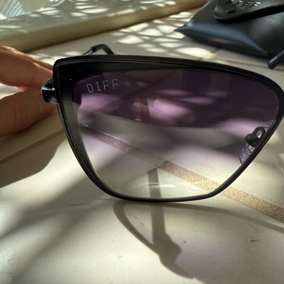 Diff Eyewear Black Sunglasses main image 4